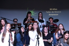 53. Amanecer 30 años