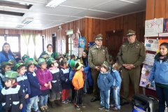 7. visita carabineros